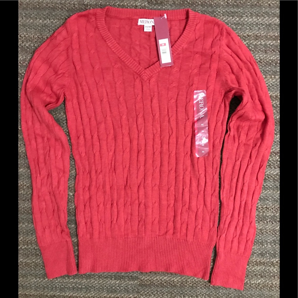 MOSSIMO LONG SLEEVE SWEATER