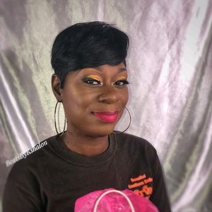 Meet your Posher, Syreeta