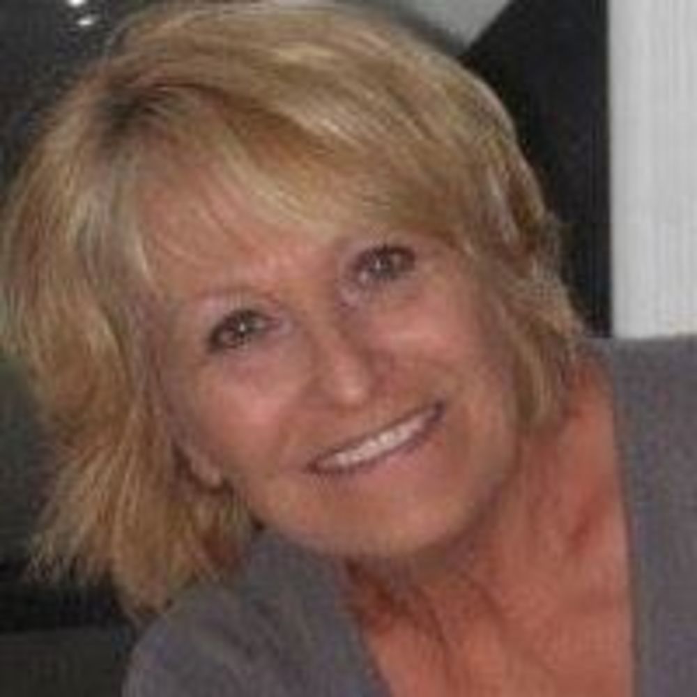 Meet your Posher, Sandy