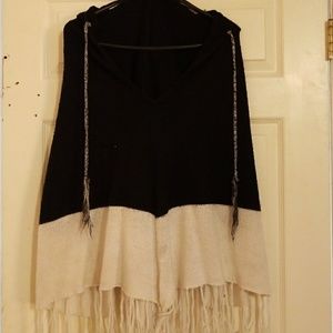 Women's plus size poncho