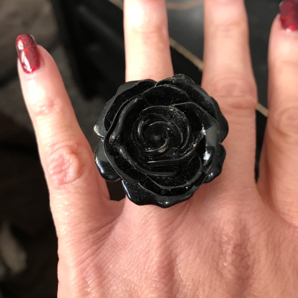 Lucite flower ring