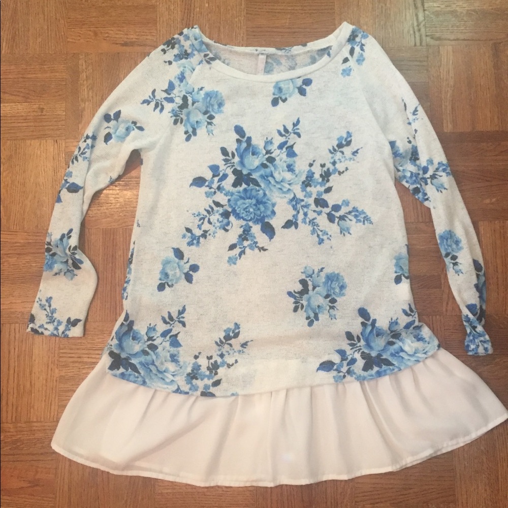 Blue and white ruffle tunic top boutique