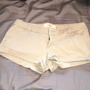 hollister khaki shorts