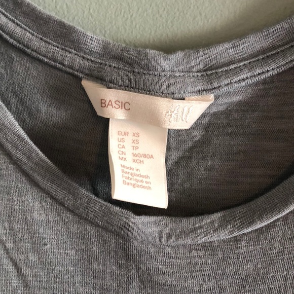 H&M Basics Tank - Picture 2 of 3