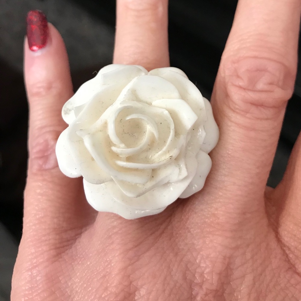 Lucite flower ring