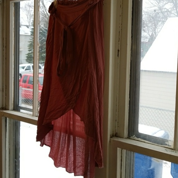 Sexy nudish pink wrap skirt with split - Picture 1 of 3