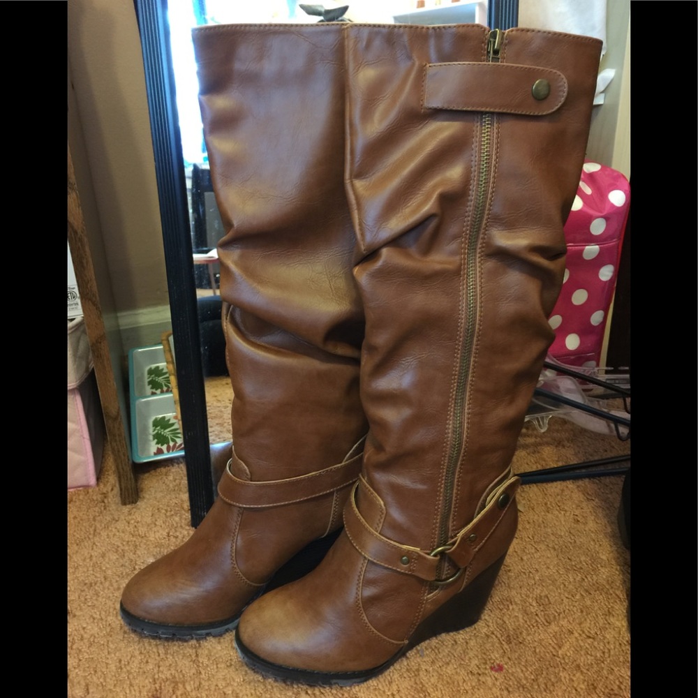 Brown leather boots (buy one get second one 50%off