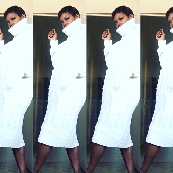 High gage turtle neck sweater dress w/pockets - Picture 5 of 5