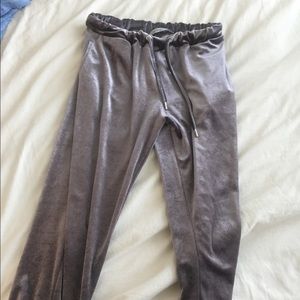 Amethyst velvet joggers // ZARA