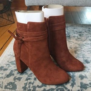 Sole Society Flynn ankle booties