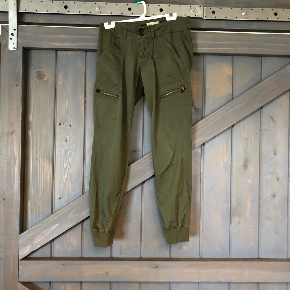 Jolt Green Cargo Joggers