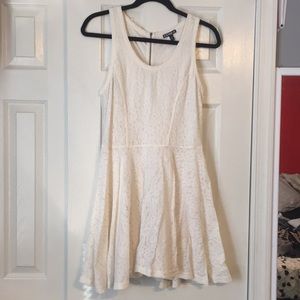 White lace Dress