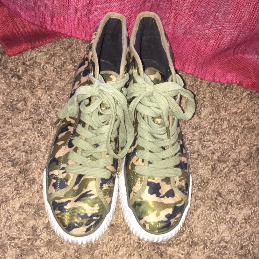 Airwalk shoes 👟