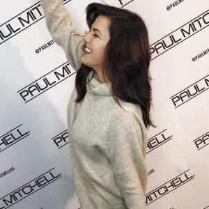 Meet your Posher, Becky