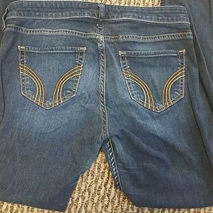 Hollister Jeans size 7R w 28 l 29