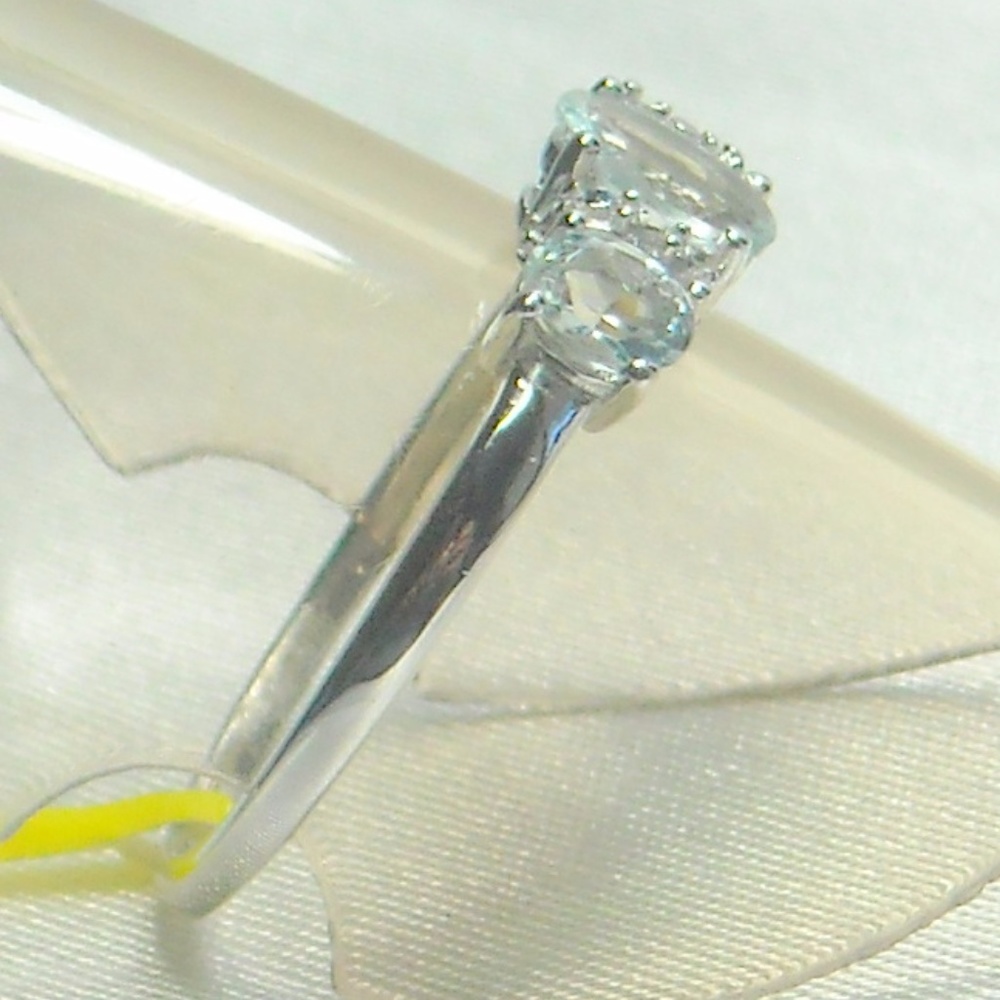 NWT Natural Aquamarine Ring - Picture 4 of 5