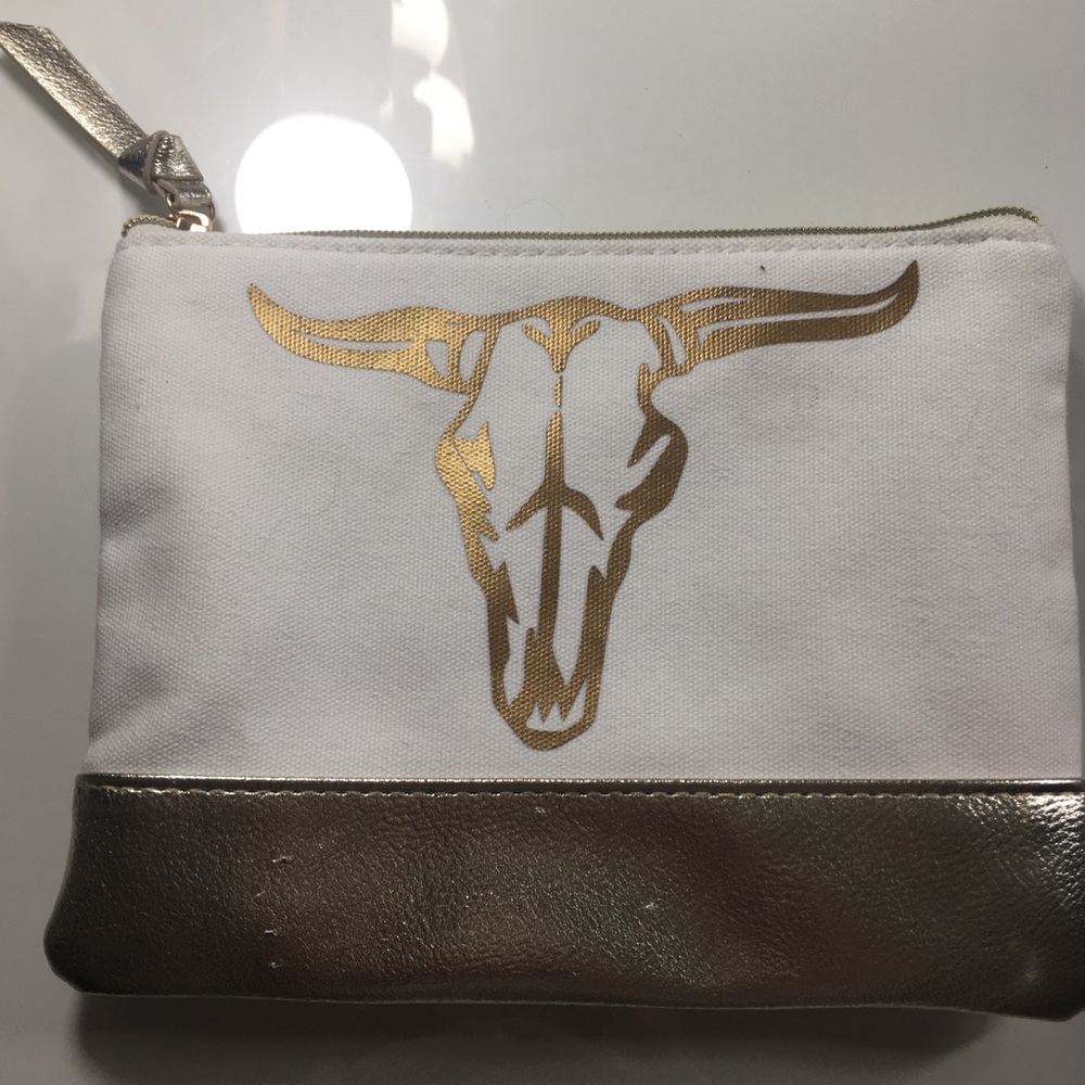 Cosmetic bag