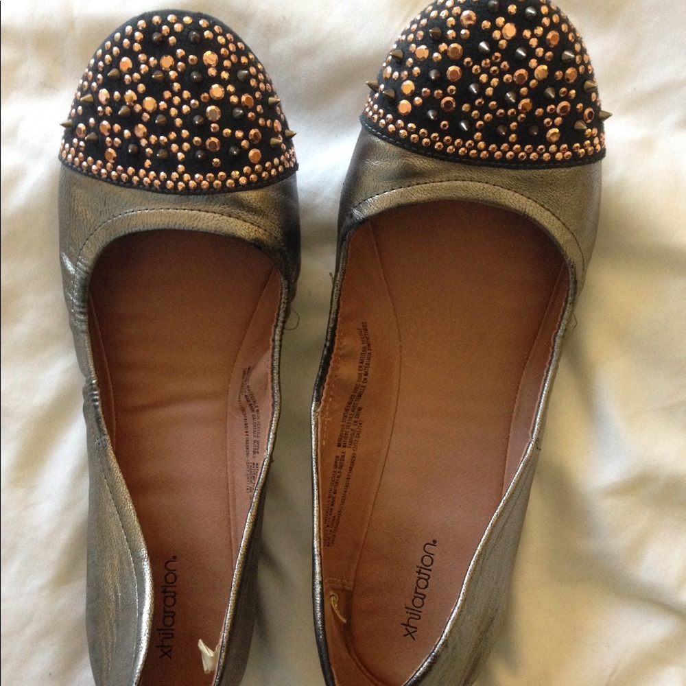Studded flats