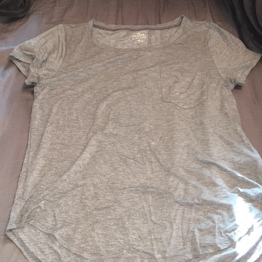 Hollister Tee