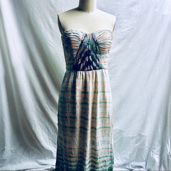 Twelfth Street by Cynthia Vincent Dresses & Skirts - Cynthia Vincent strapless pleated chiffon dress
