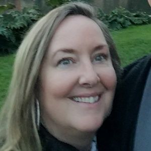 Meet your Posher, Lorraine