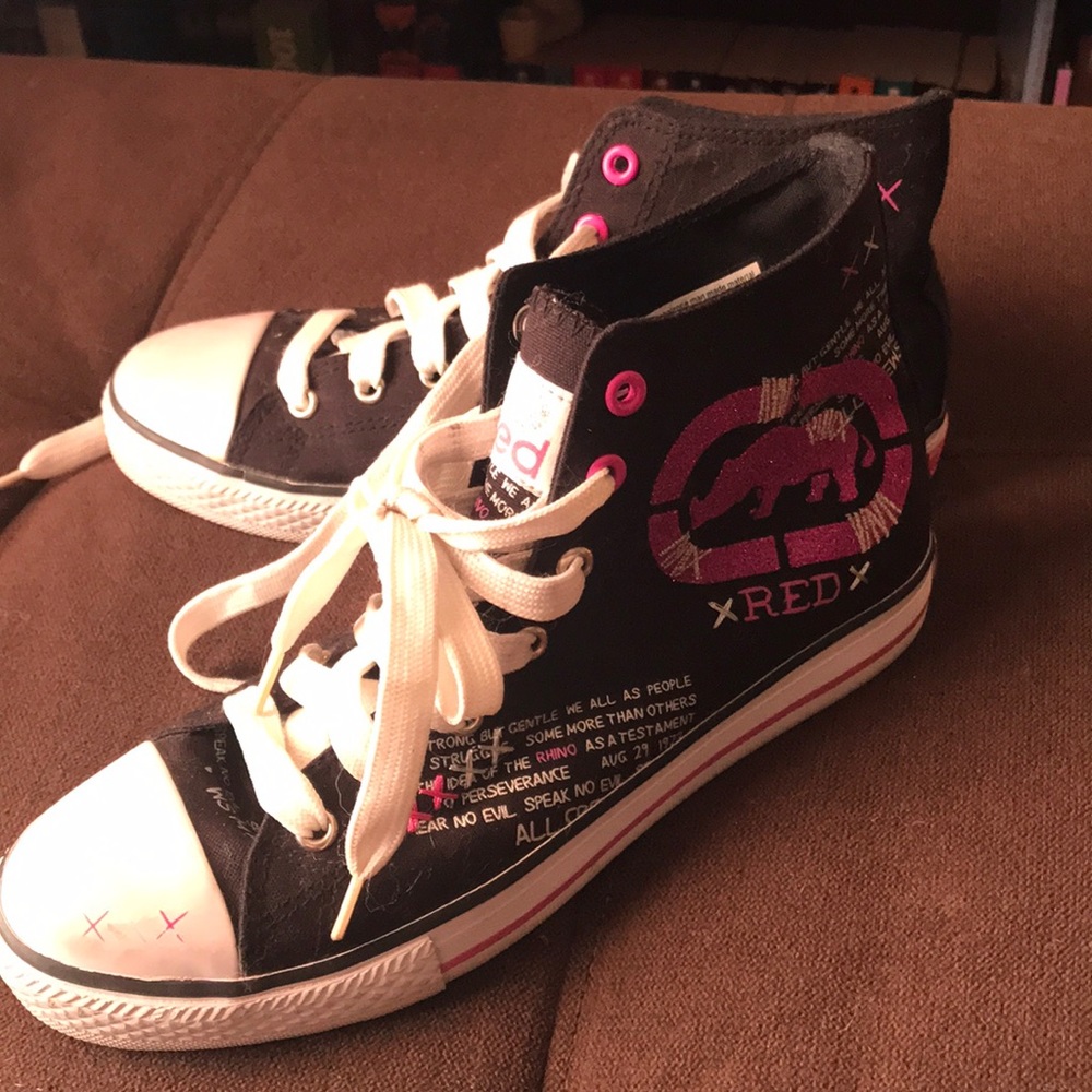 Women’s Red by Marc Echo size 7