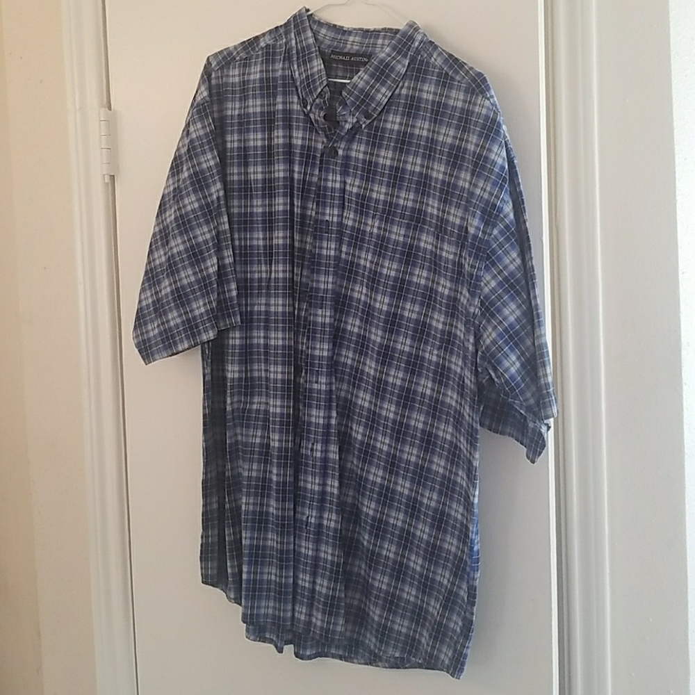 Michael Austin button up shirt