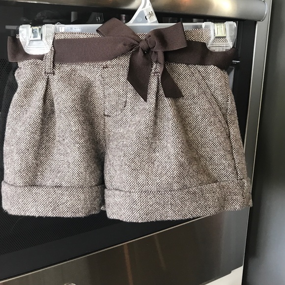 Gymboree pumpkin outfit size 5. - Picture 3 of 4