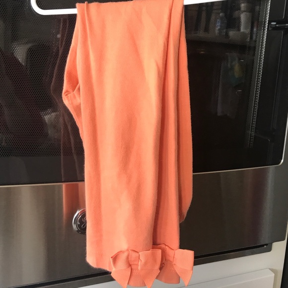 Gymboree pumpkin outfit size 5. - Picture 4 of 4