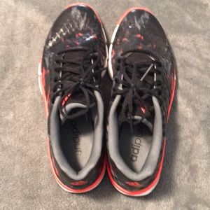 Adidas 10.5 men’s running shoe