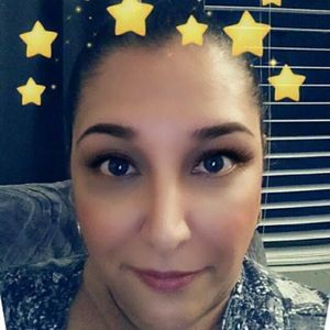 Meet your Posher, Cynthia