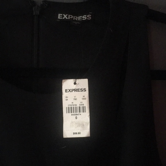 CLOSET CLOSING - Picture 6 of 6