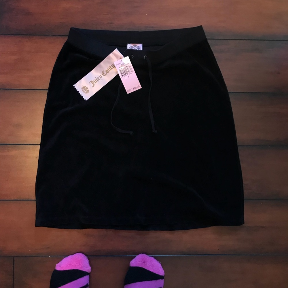 SOLD NWT juicy couture velour velvet skirt