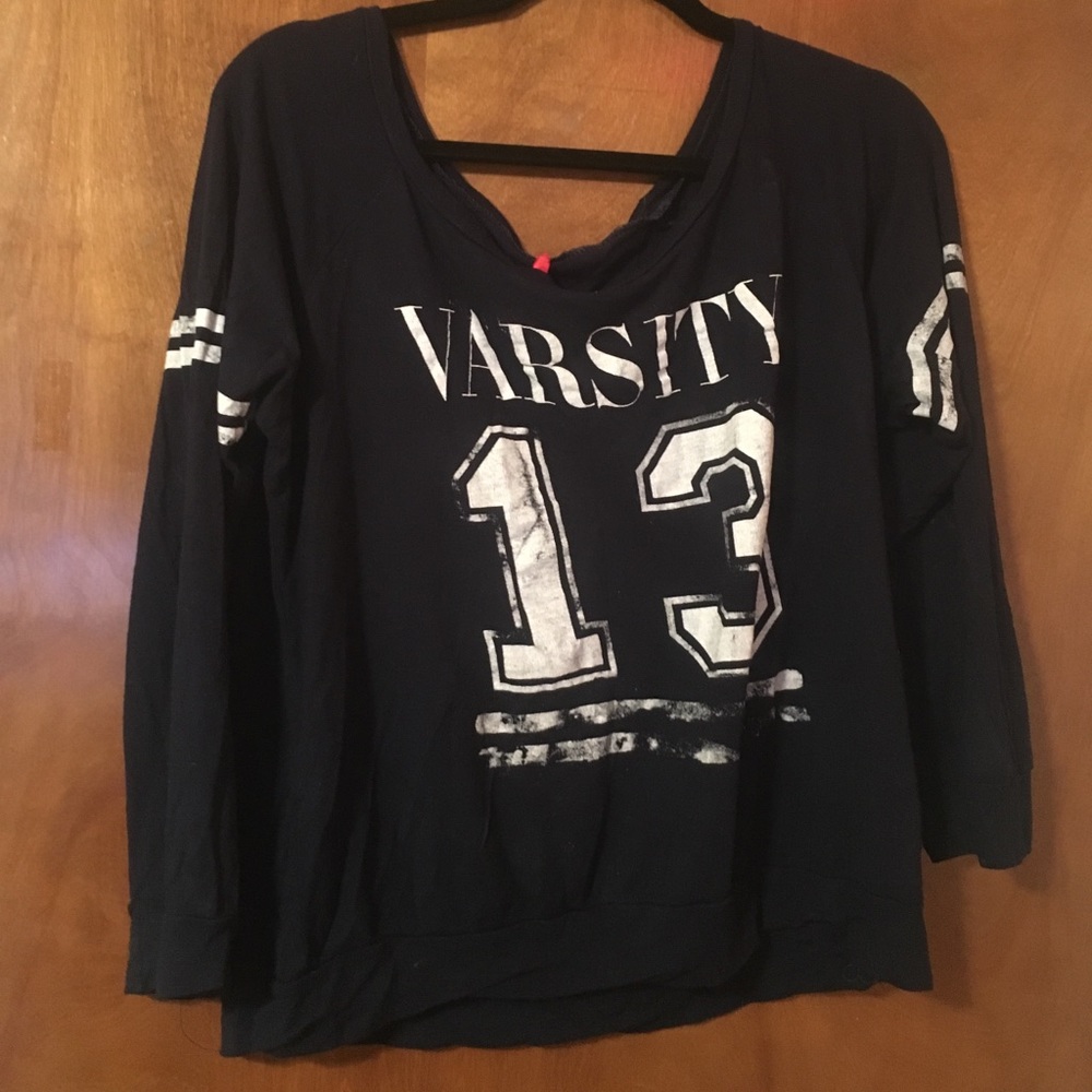 Cute winter  blue long sleeve shirt!