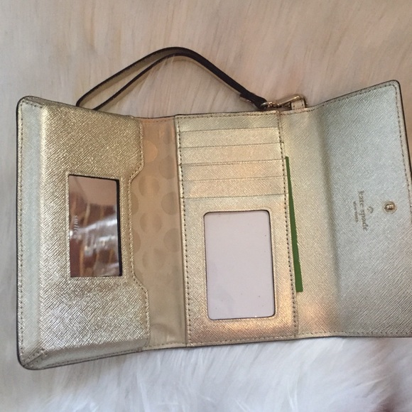 KATE SPADE gold leather wristlet - Picture 3 of 5