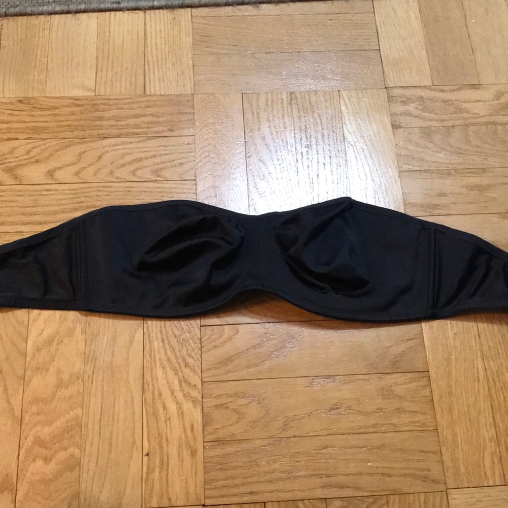 Strapless bra
