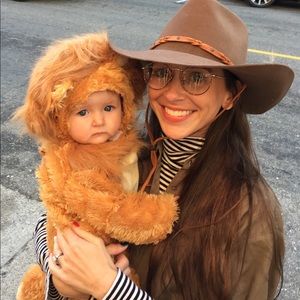 Meet your Posher, Traci