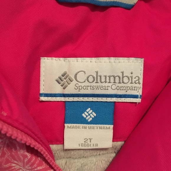 2T Columbia Snowsuit + Kamik snow boots (size 7) - Picture 3 of 6
