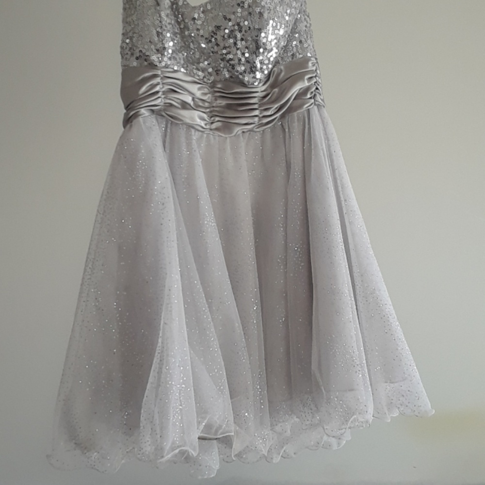 A cute strapless dress