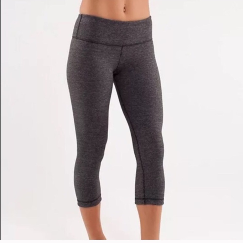 LuLu lemon grey leggings. RARE!!!