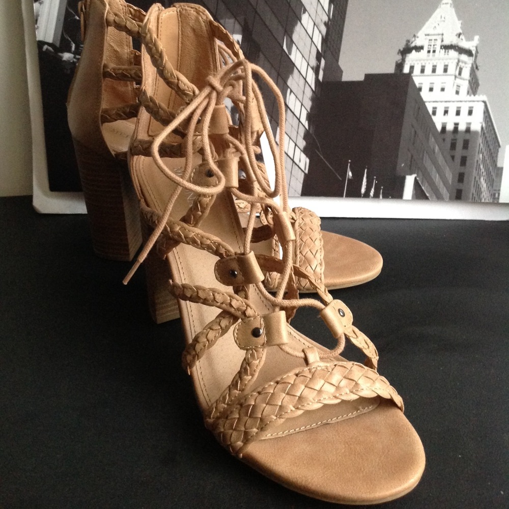 🙌🏾Brand New Merona Chunky Heel Sandals