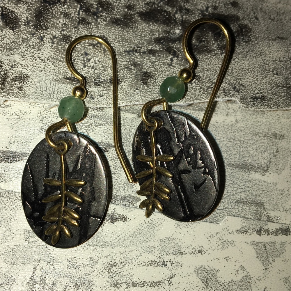 Earrings - Picture 2 of 3