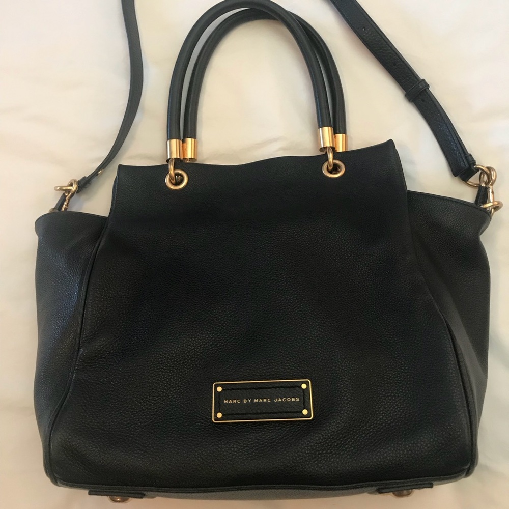 Black leather Marc Jacobs bag