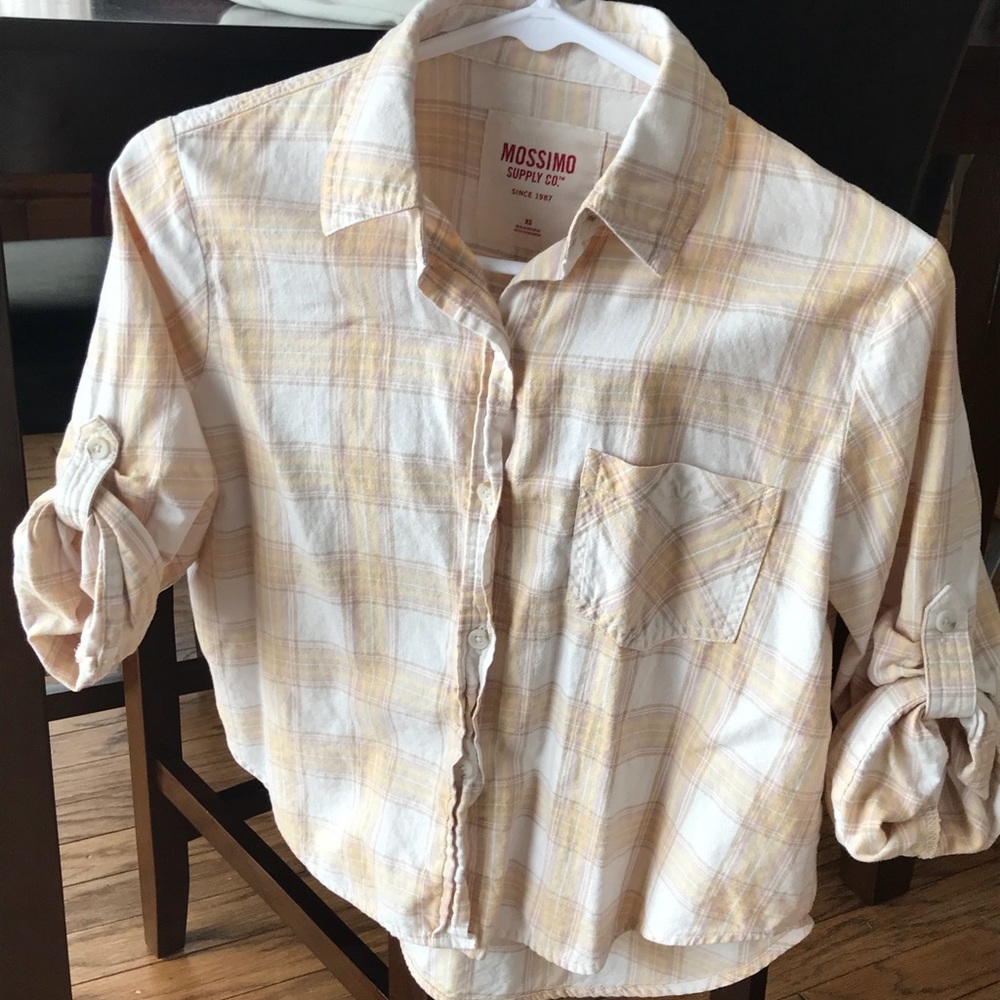 Only been worn a few times! Short flannel shirt!