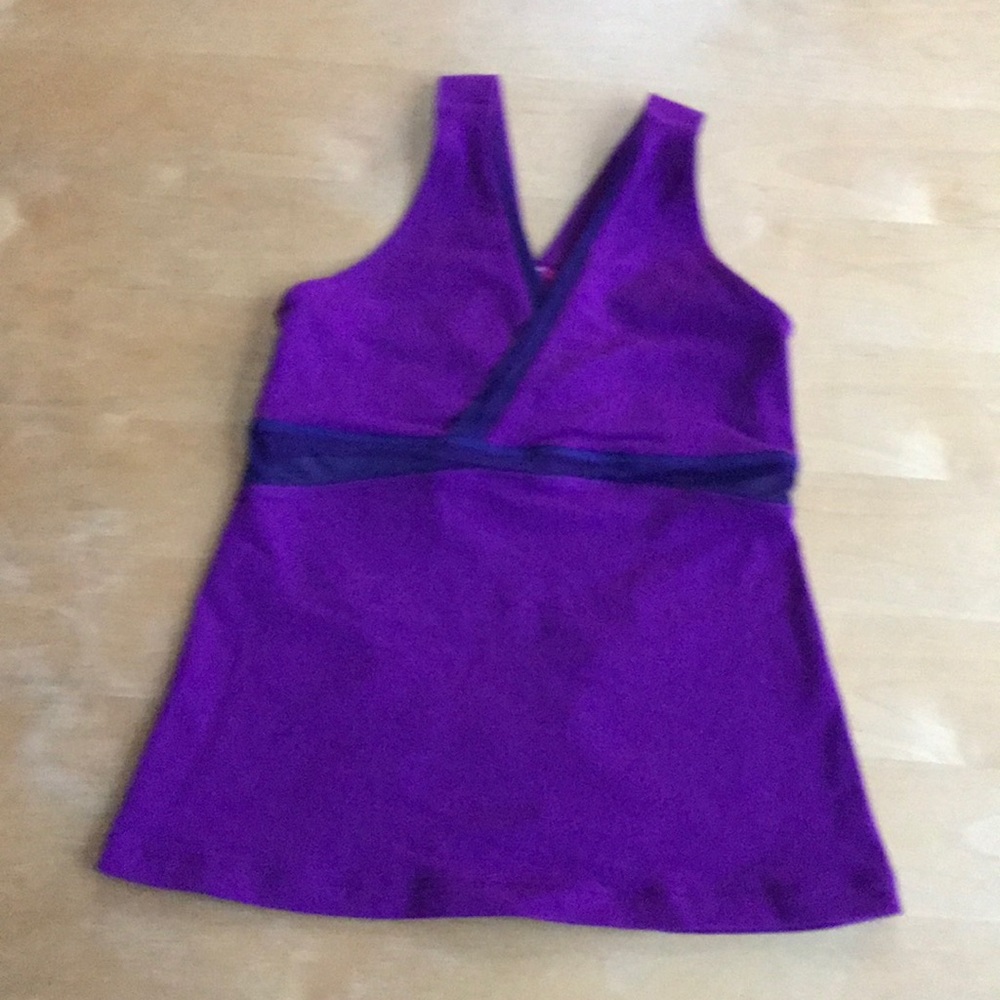 Lululemon V- Neck Tank