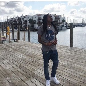 Meet your Posher, Josh