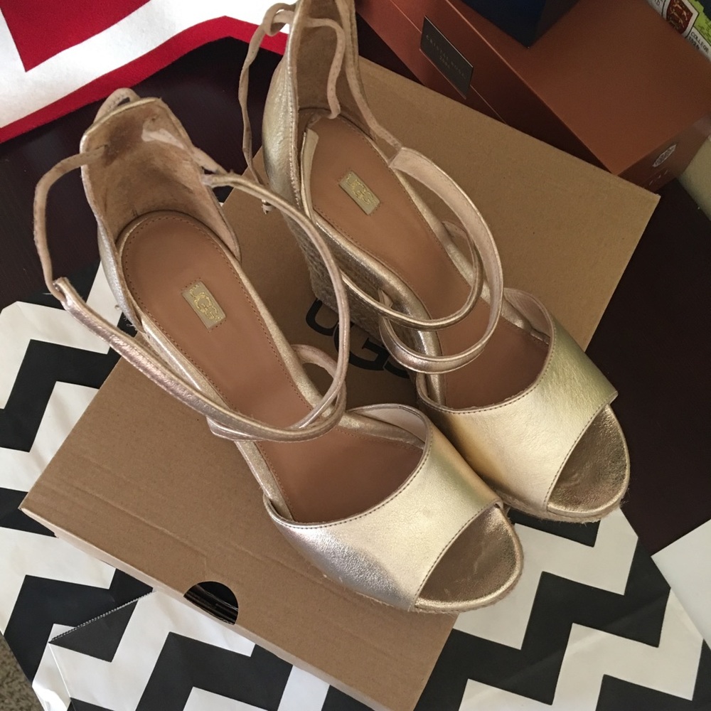 UGG Reagan Metallic Gold Wedges