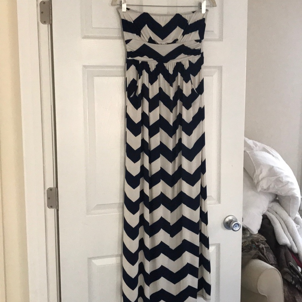 Navy maxi