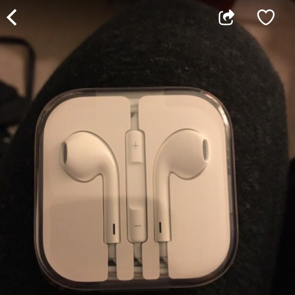 apple ear pods