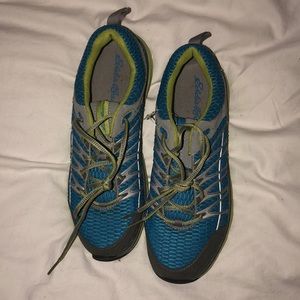 Eddie Bauer Midlite Sneaker - brand new